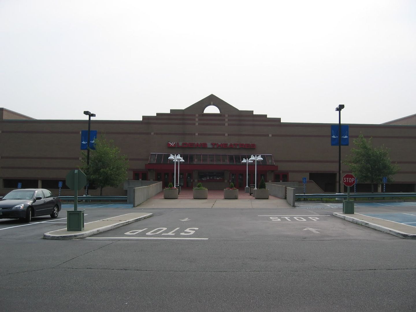 Comments about AMC Bay Terrace 6 in Bayside, NY Cinema Treasures